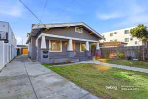 featured image of 1610 W 36th Pl