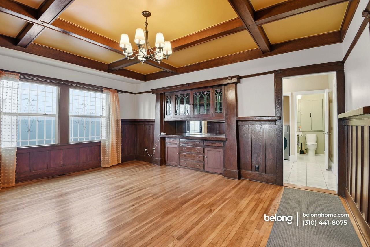 1610 W 36th Pl - Photo 5 of 19