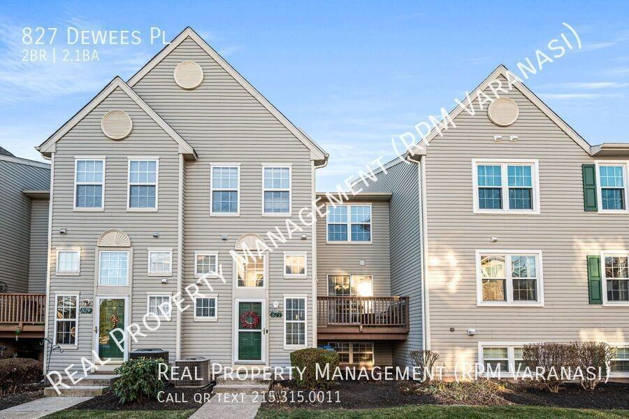 827 Dewees Pl - Photo 2 of 32