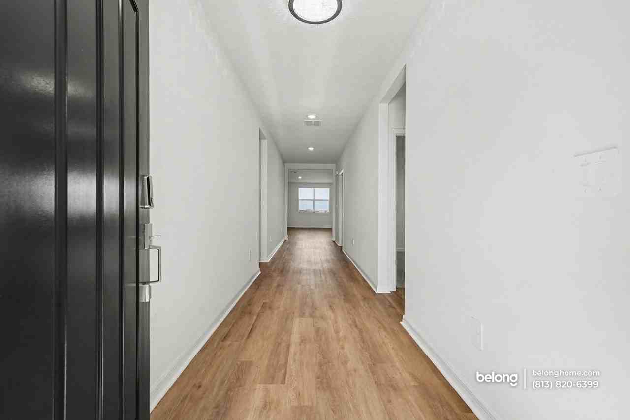 31599 Wild Grape Ln - Photo 5 of 27