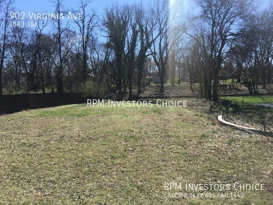 902 Virginia Ave - Photo 5 of 20