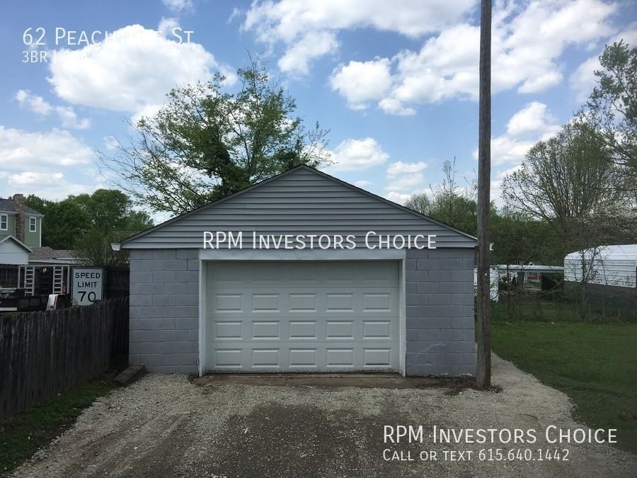 62 Peachtree St - Photo 3 of 24