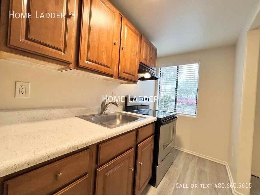 2115 N Oracle Rd #3101 - Photo 4 of 11