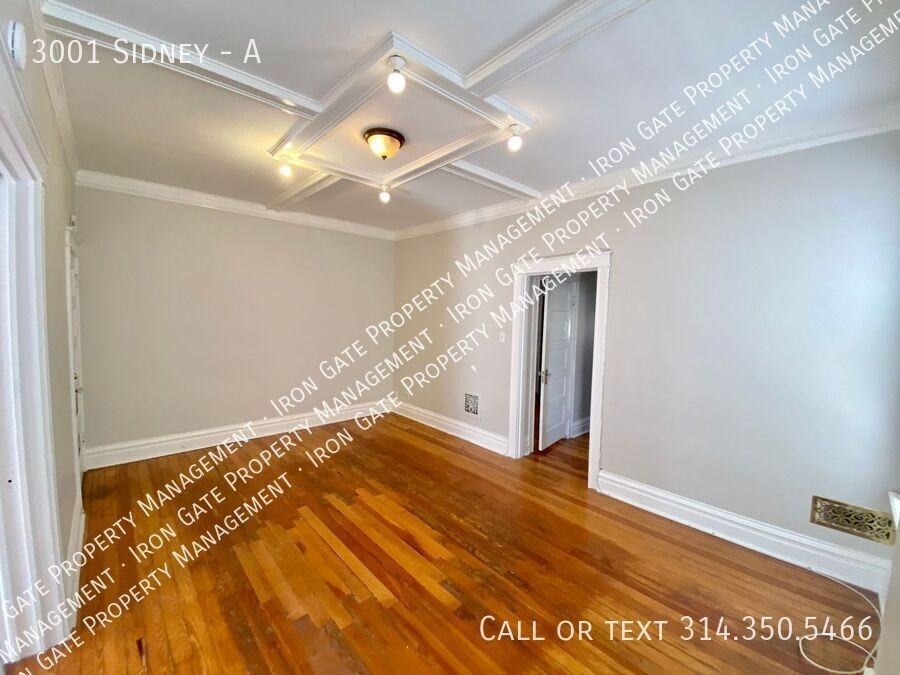 3001 Sidney St #A - Photo 4 of 13