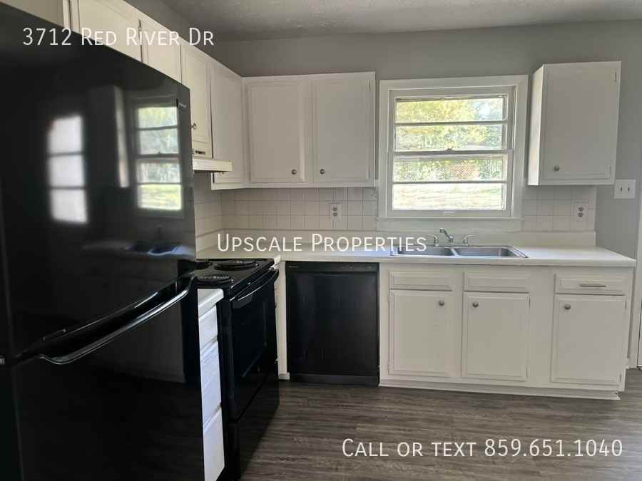 3712 Red River Dr - Photo 4 of 11