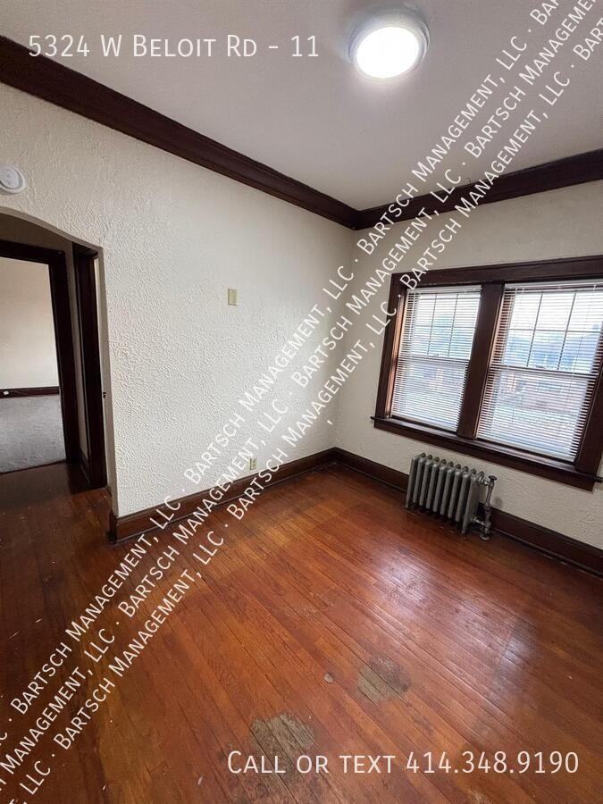 5324 W Beloit Rd #11 - Photo 4 of 8