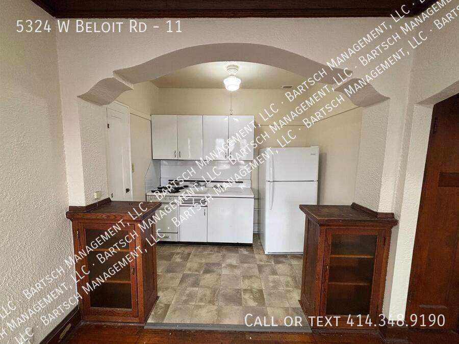 5324 W Beloit Rd #11 - Photo 5 of 8