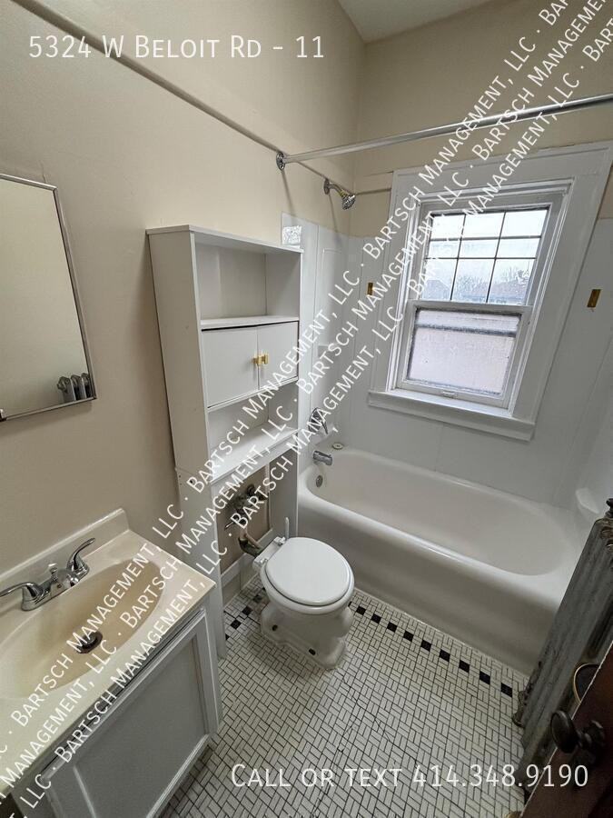 5324 W Beloit Rd #11 - Photo 6 of 8