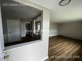 featured image of 123 Cherry St #3