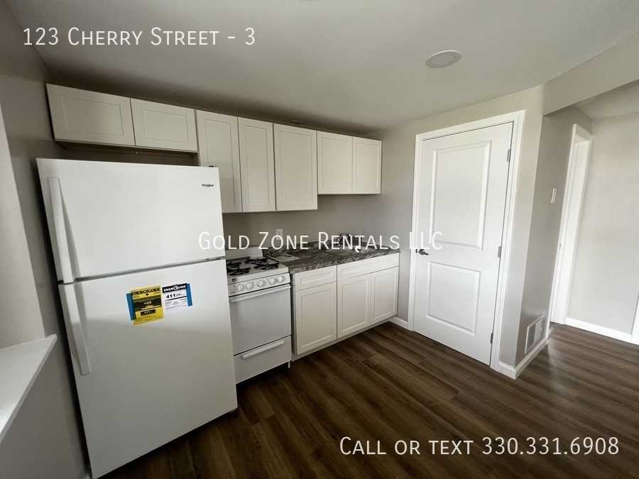 123 Cherry St #3 - Photo 3 of 7