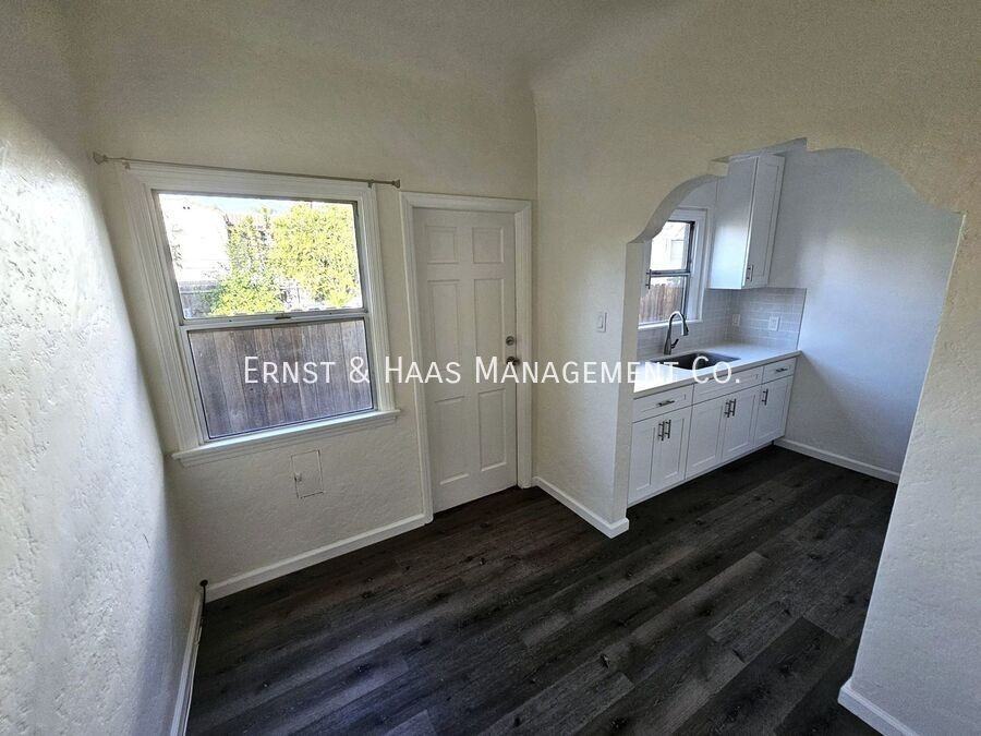 2141 Chestnut Ave #06 - Photo 6 of 7