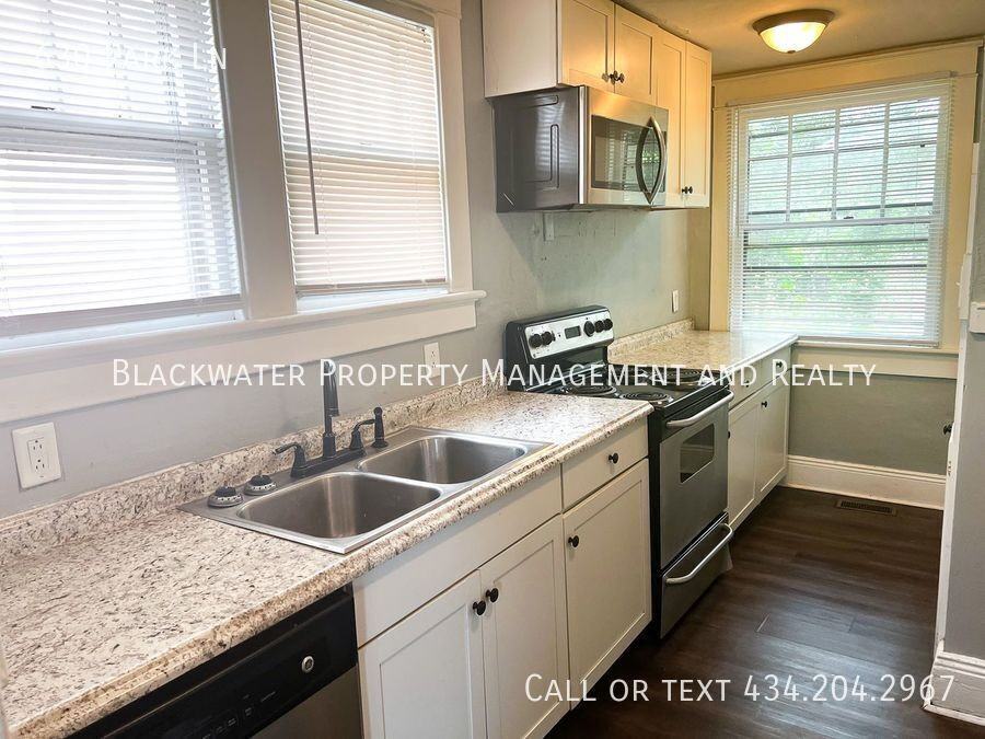 630 Park Ln - Photo 5 of 15