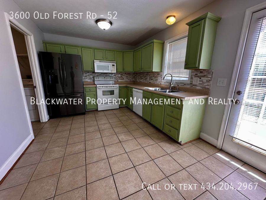 3600 Old Forest Rd #52 - Photo 4 of 17