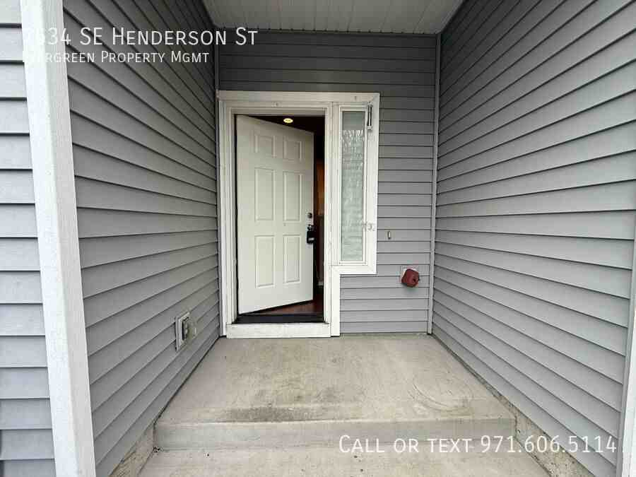 7534 Se Henderson St - Photo 2 of 38