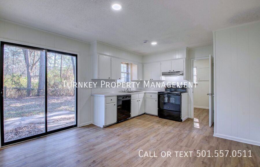 2813 Dorchester Dr - Photo 6 of 17