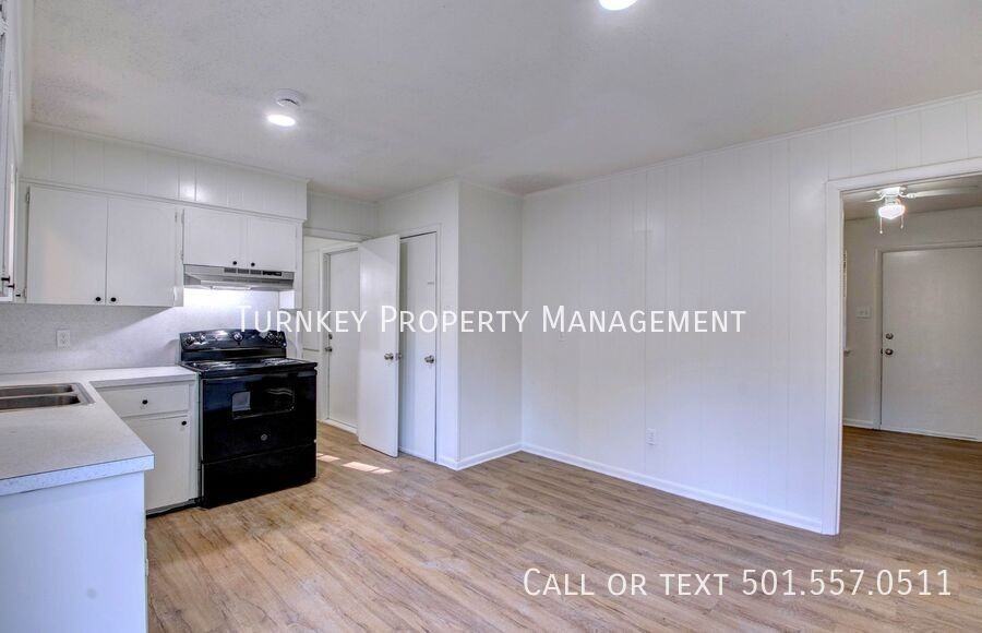 2813 Dorchester Dr - Photo 7 of 17