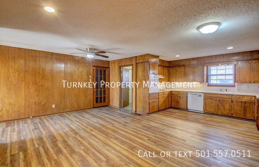 9717 Overby Ct - Photo 4 of 23