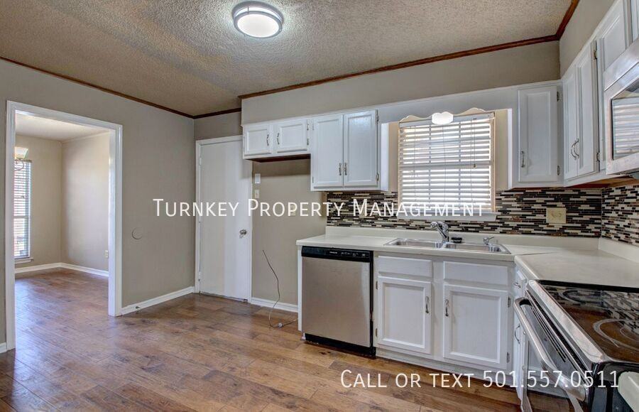 11511 Cedar Springs Rd - Photo 2 of 21