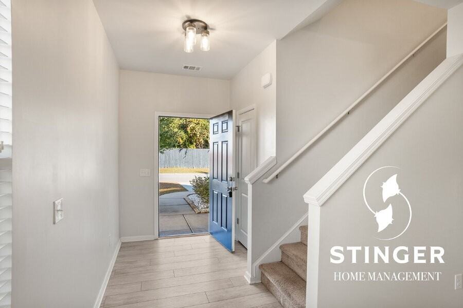 71 Saluda Way - Photo 4 of 42