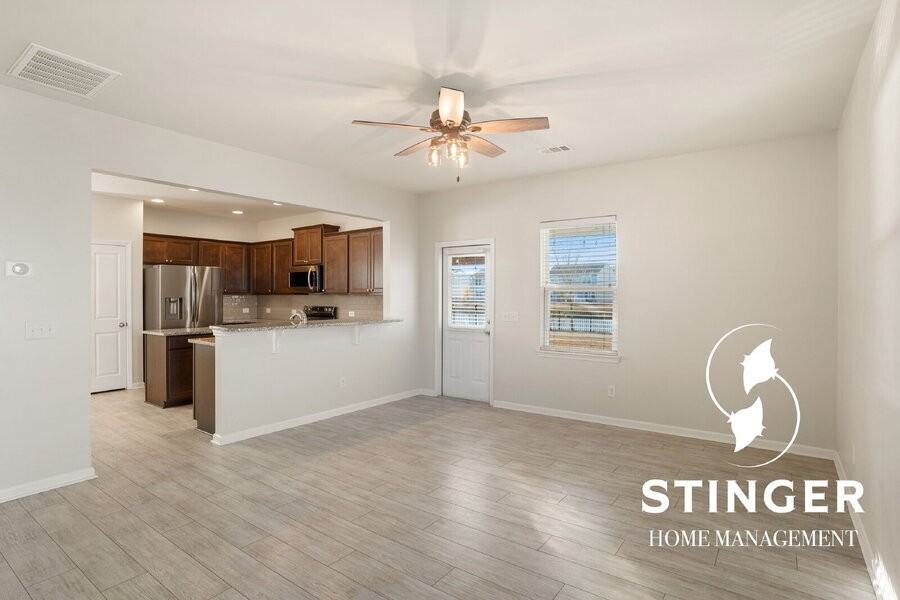 71 Saluda Way - Photo 5 of 42