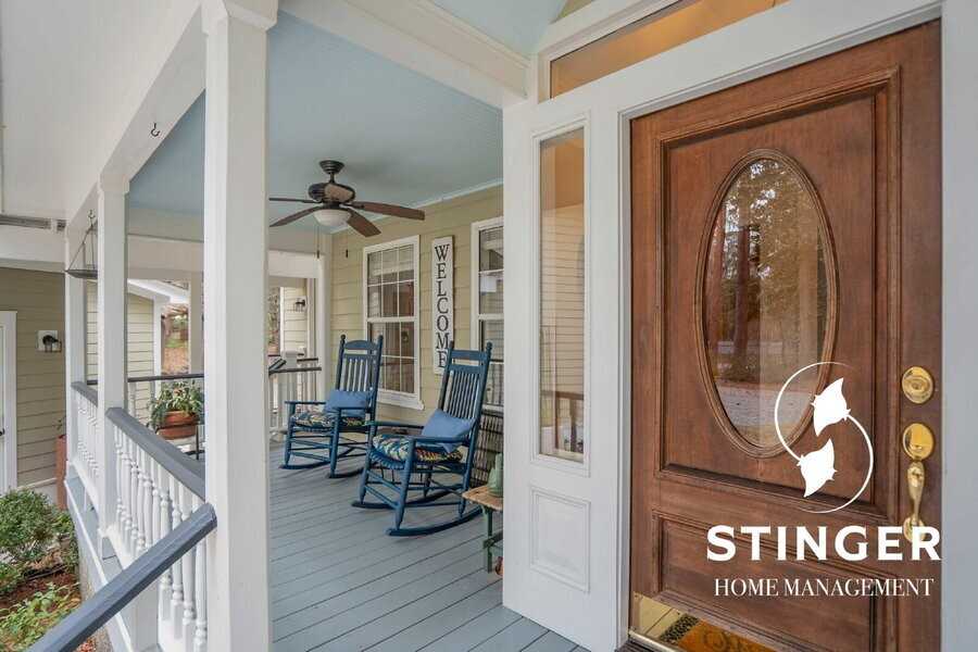 1808 Lenora Dr - Photo 5 of 50