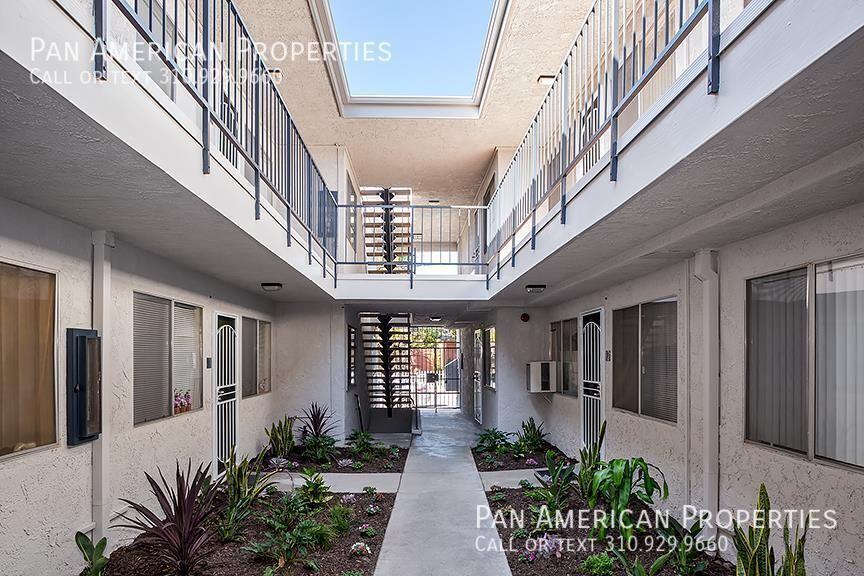 2704 Vanderbilt Ln #2 - Photo 3 of 35