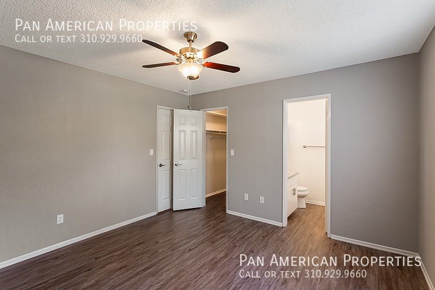 2704 Vanderbilt Ln #2 - Photo 6 of 35