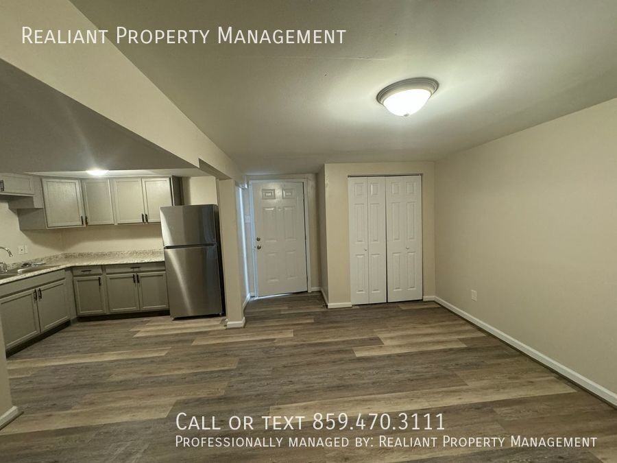 209 Lakeshore Dr #15 - Photo 2 of 15