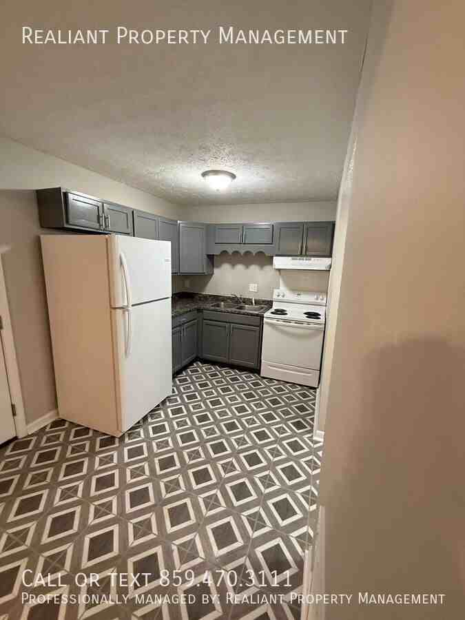 209 Lakeshore Dr #5 - Photo 6 of 8