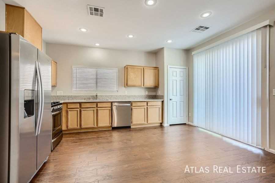 3975 Silver Strike Ct - Photo 5 of 19