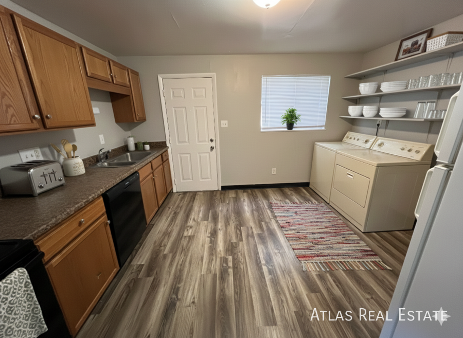 2707 N Chestnut St #1 - Photo 2 of 21