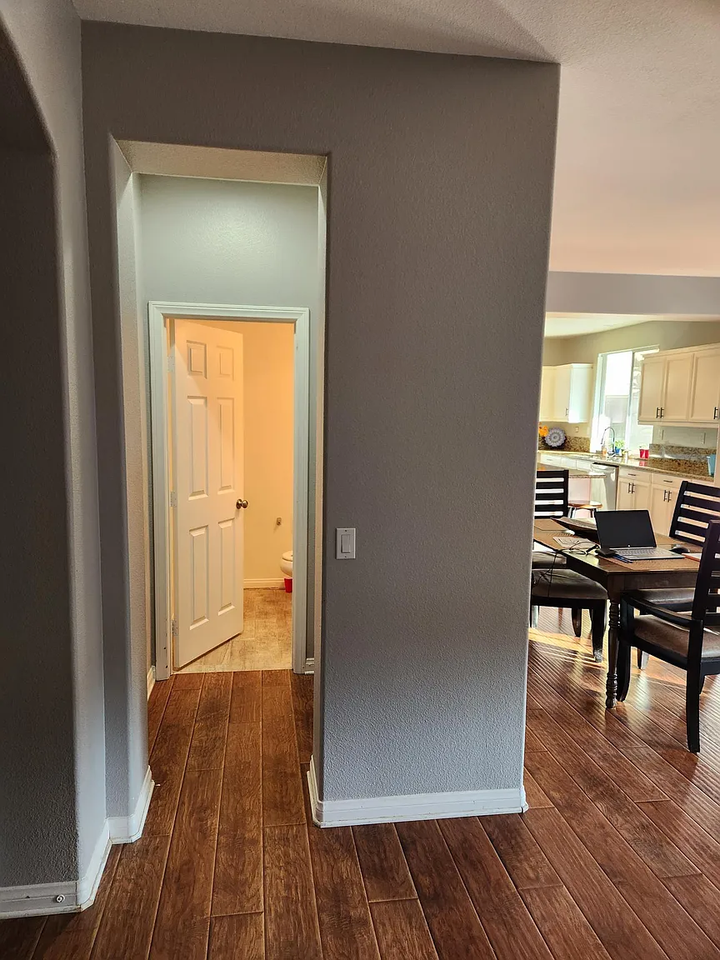 1052 Crows Nest Ct - Photo 4 of 20