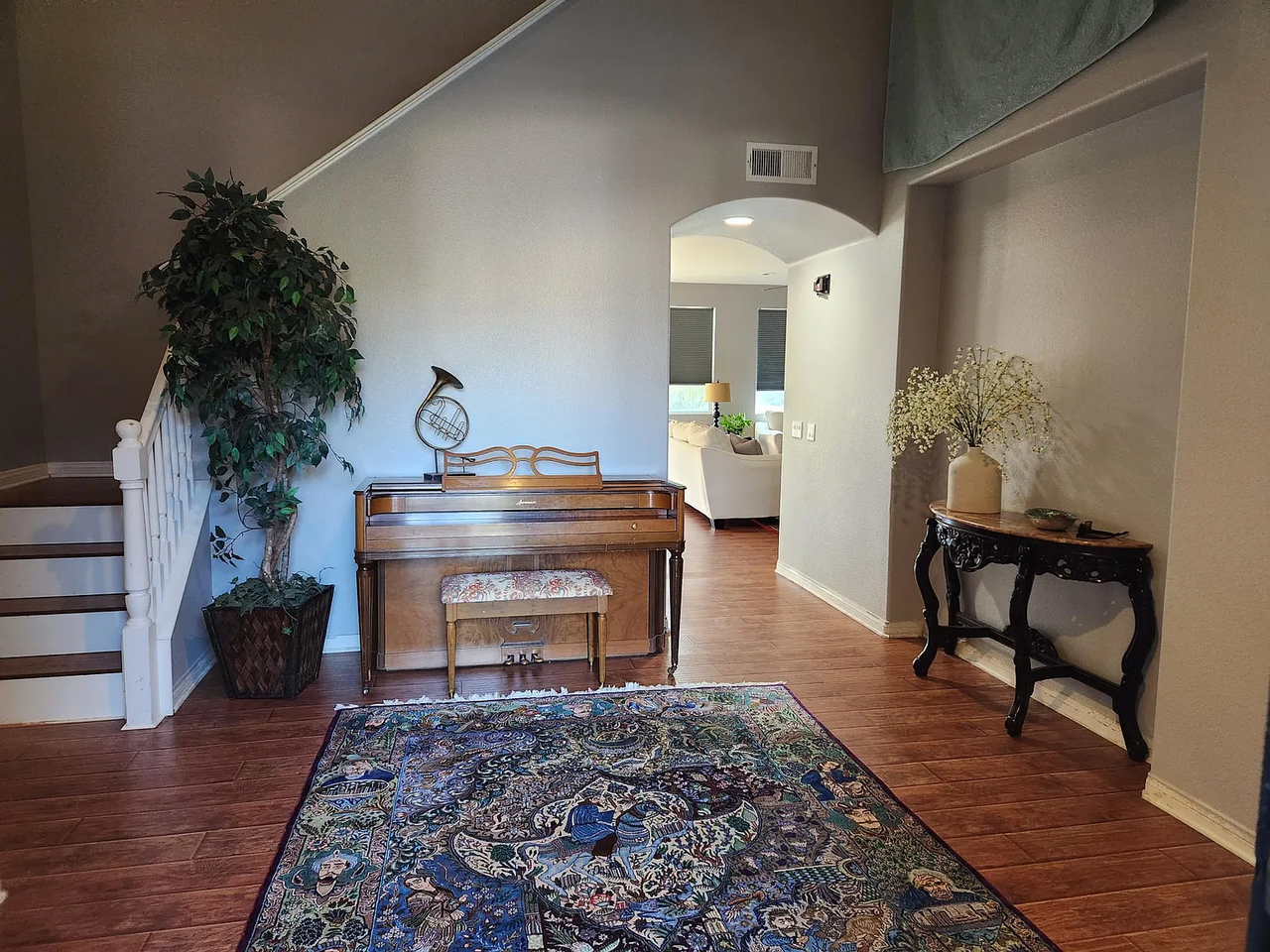 1052 Crows Nest Ct - Photo 5 of 20