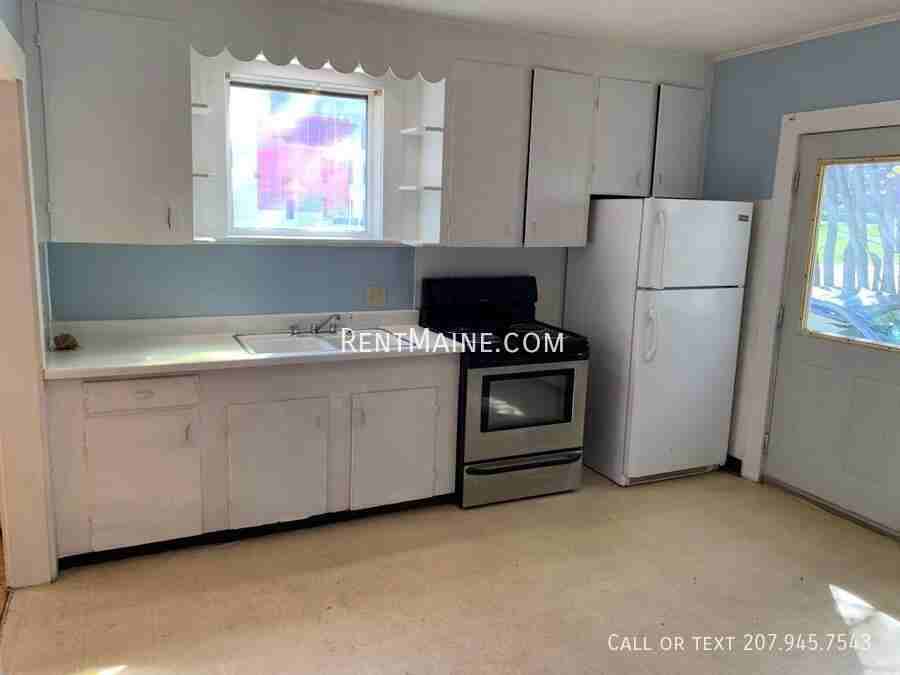 701 Main St #4 - Photo 4 of 11