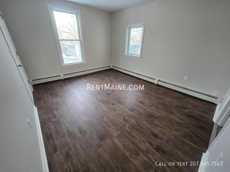 62 3rd St #3 - Photo 5 of 9