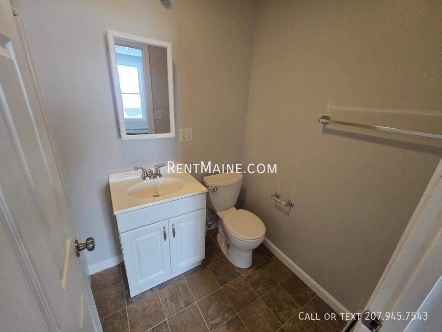 62 3rd St #3 - Photo 7 of 9