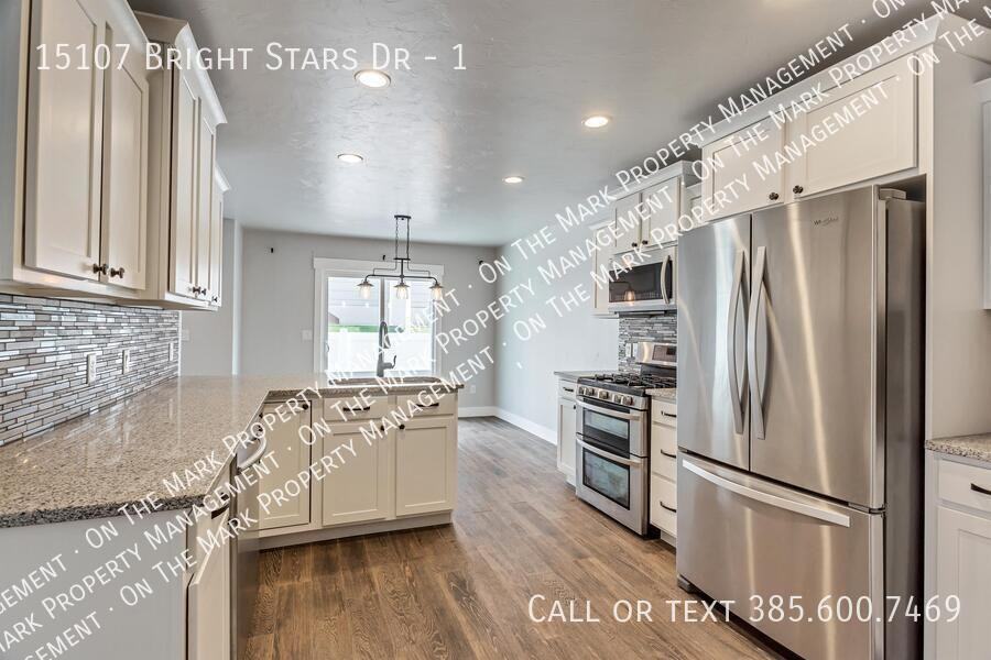 15107 S Bright Stars Dr #1 - Photo 5 of 21