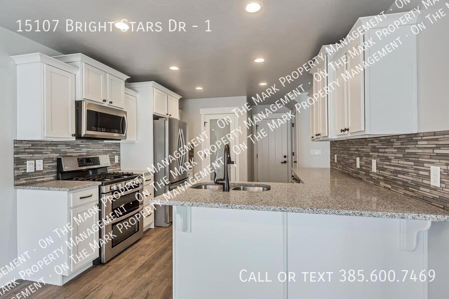 15107 S Bright Stars Dr #1 - Photo 6 of 21