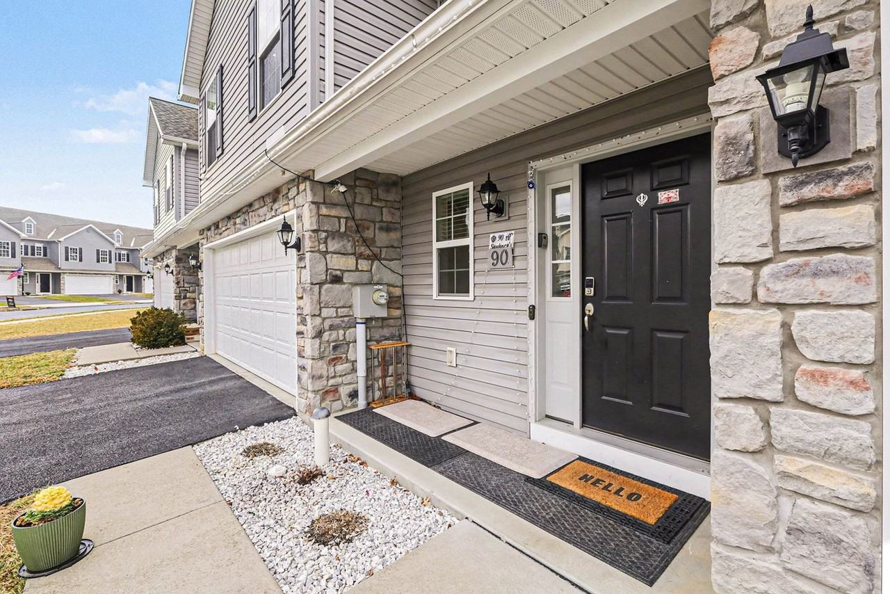 90 Cortland Xing - Photo 3 of 31