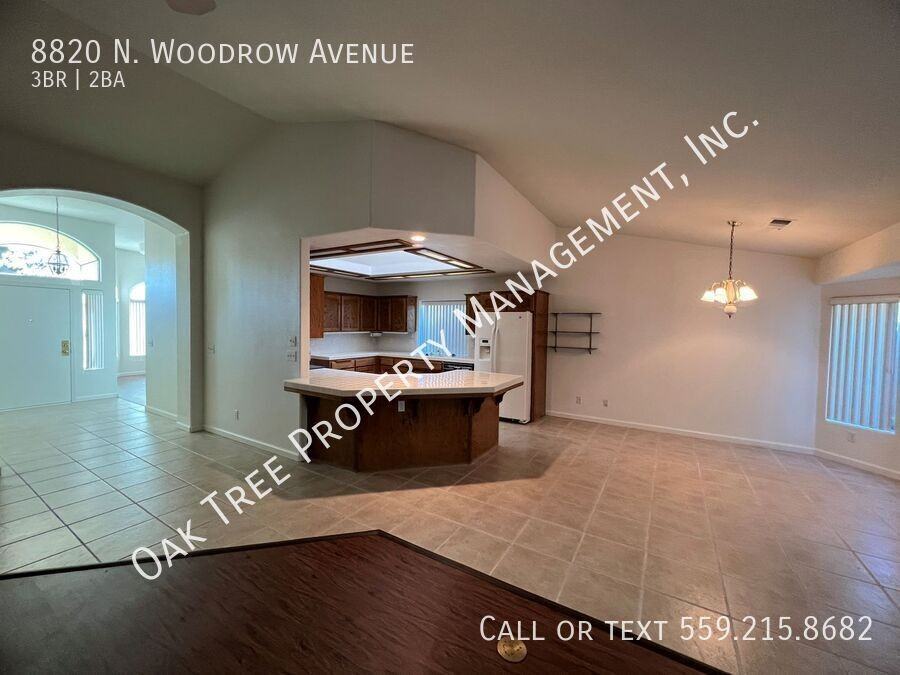 8820 N Woodrow Ave - Photo 7 of 18