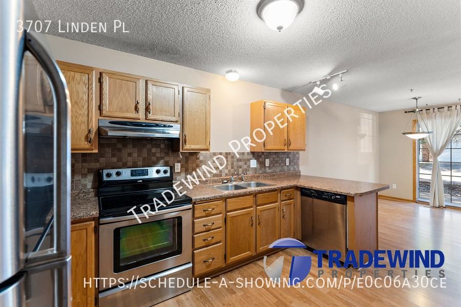 3707 Linden Pl - Photo 3 of 19