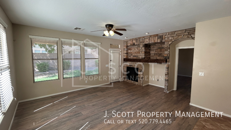 4266 E Lexington Ave - Photo 5 of 12