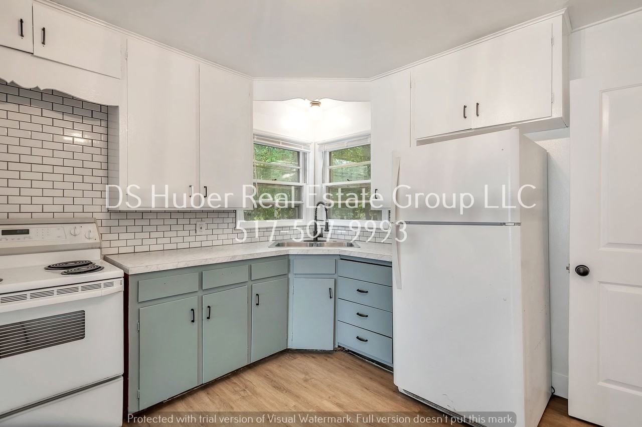 4100 Marland Dr - Photo 3 of 16