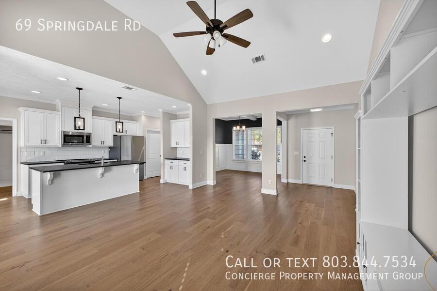 69 Springdale Rd - Photo 4 of 25