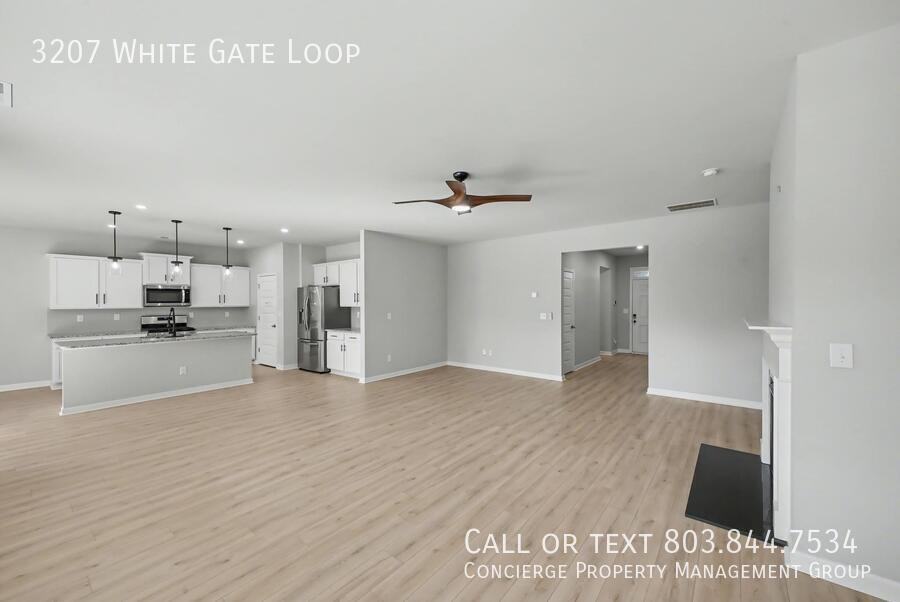 3207 White Gate Loop - Photo 4 of 30
