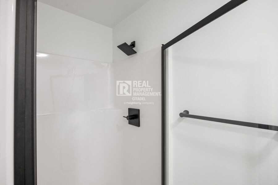 963 Glencliff St - Photo 7 of 25