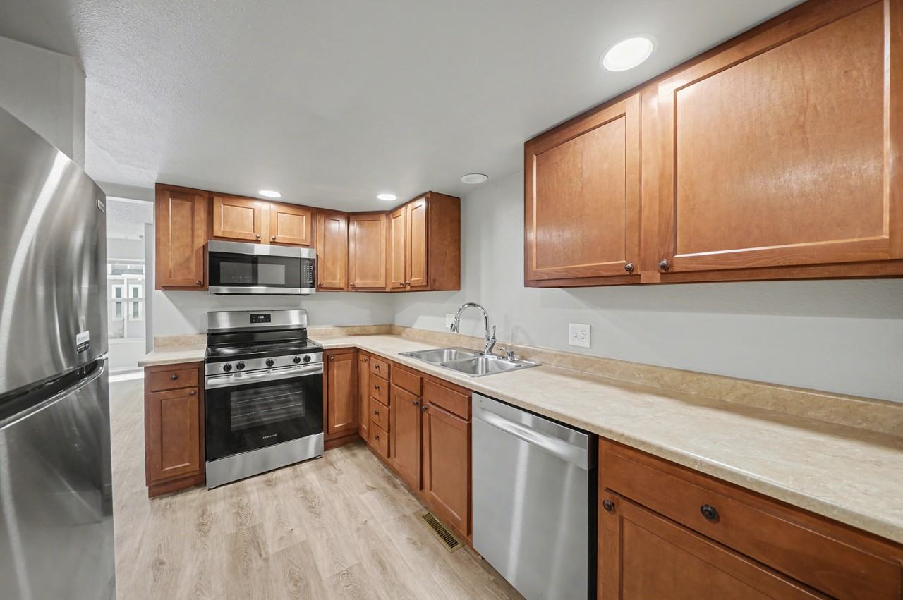 1018 Davidson Dr #A - Photo 6 of 19