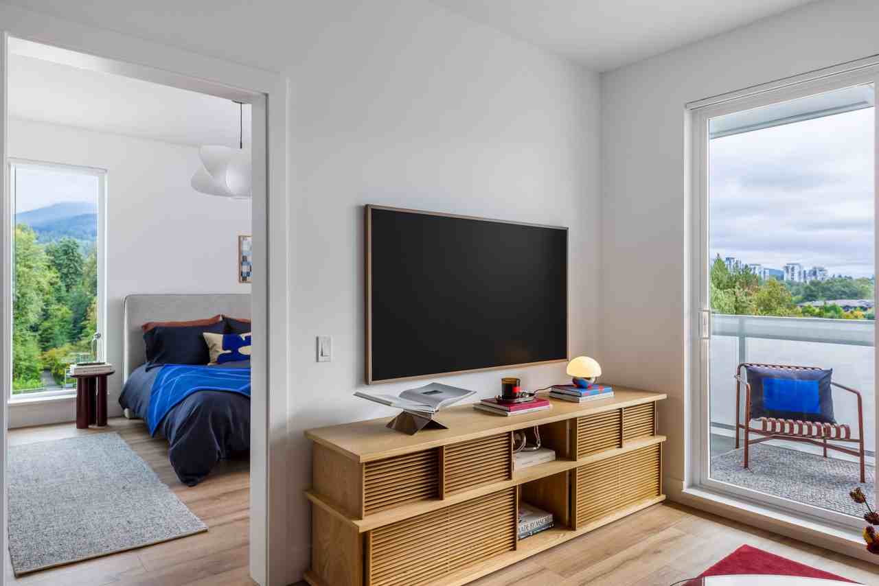 Moody Yards - Photo 6 of 50