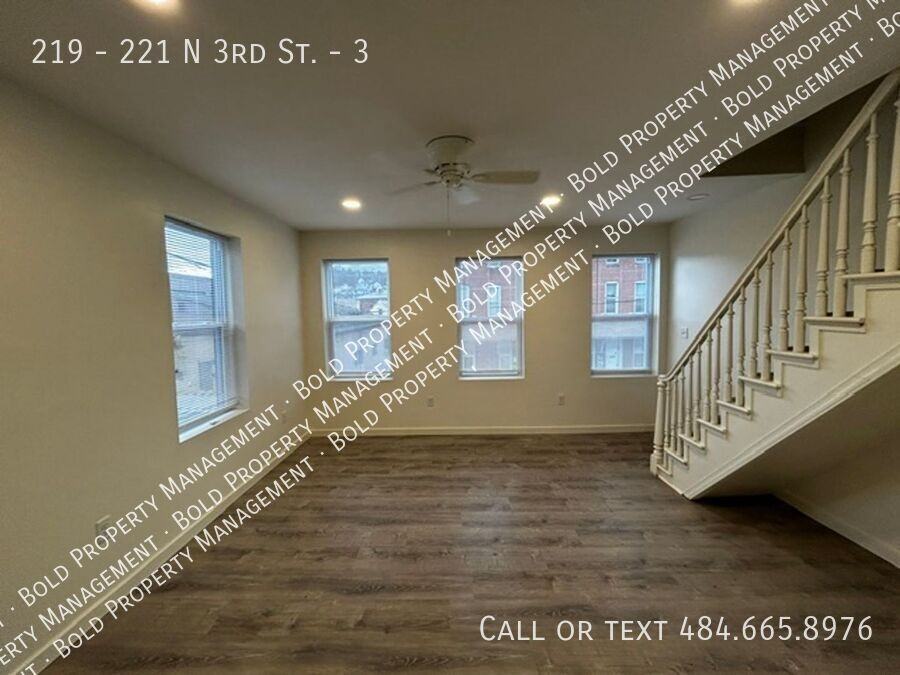 219 #221N3rdST3 - Photo 2 of 10
