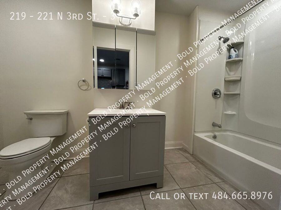 219 #221N3rdST3 - Photo 5 of 10